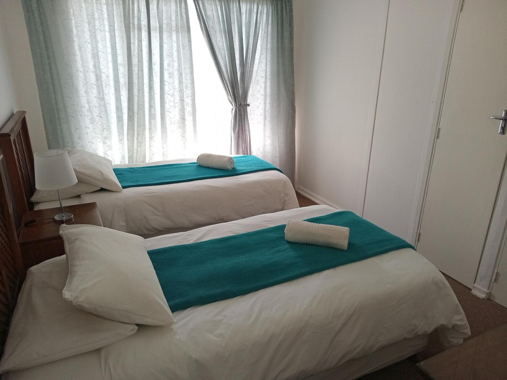 Sunrose Group Of Guesthouses Гарьеп-Дам Экстерьер фото