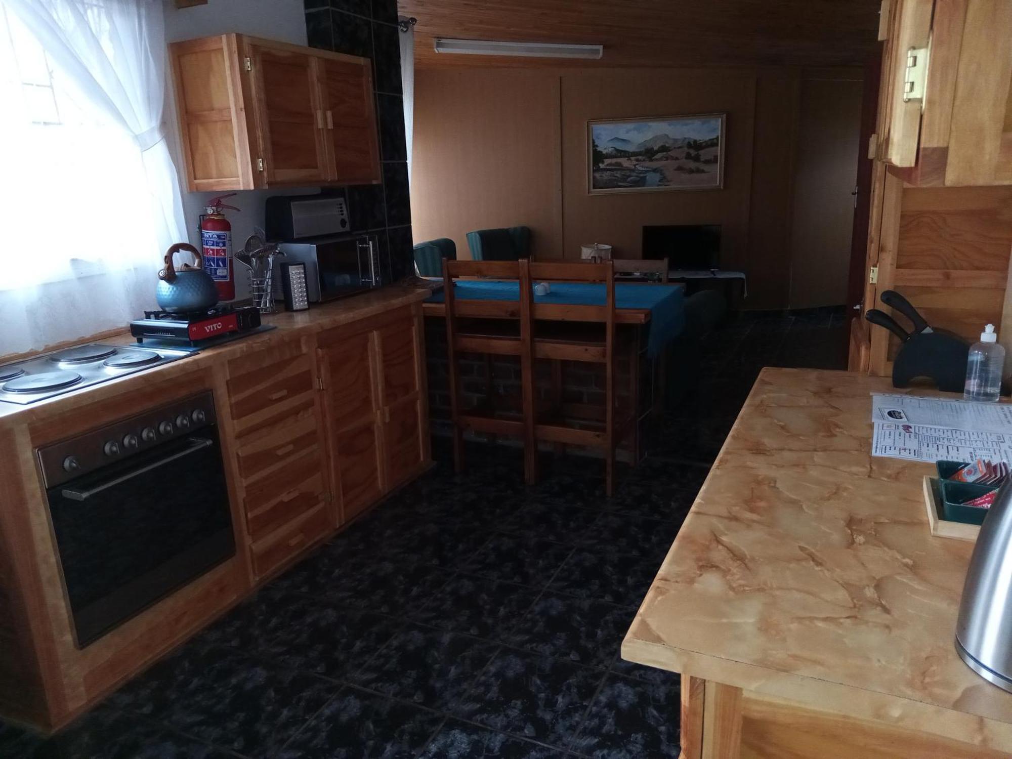 Sunrose Group Of Guesthouses Гарьеп-Дам Экстерьер фото