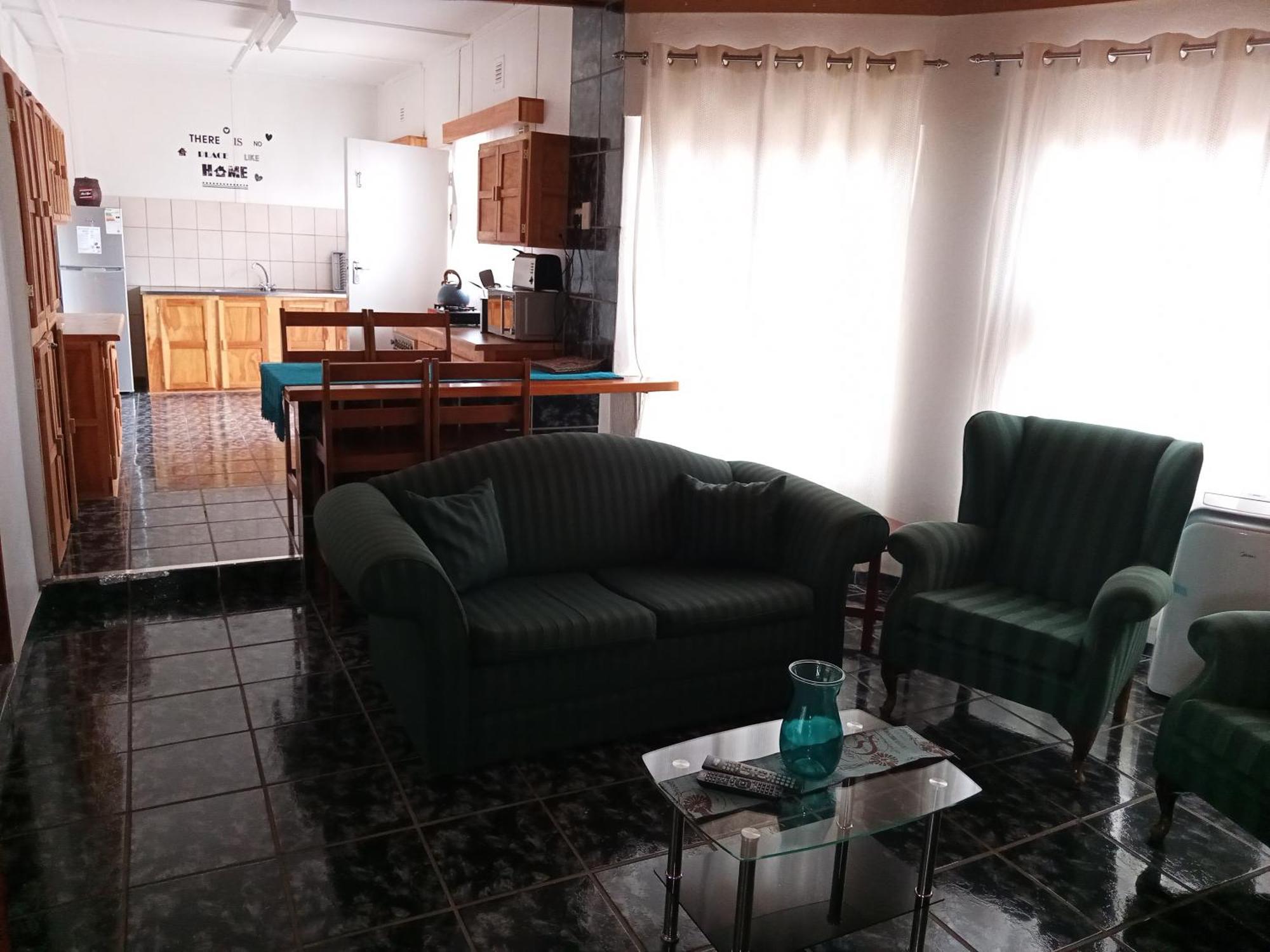 Sunrose Group Of Guesthouses Гарьеп-Дам Экстерьер фото